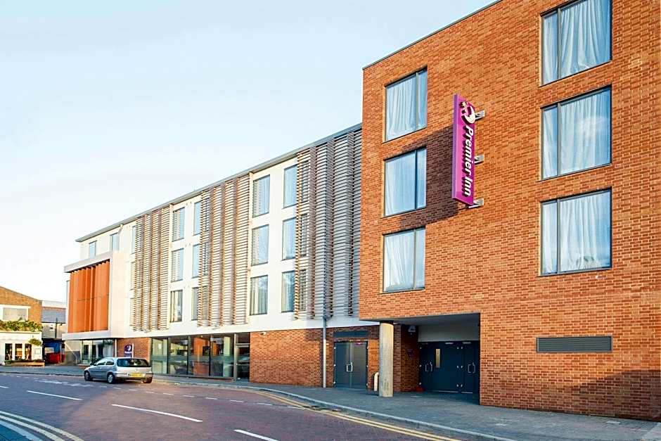 Premier Inn St Albans City Centre