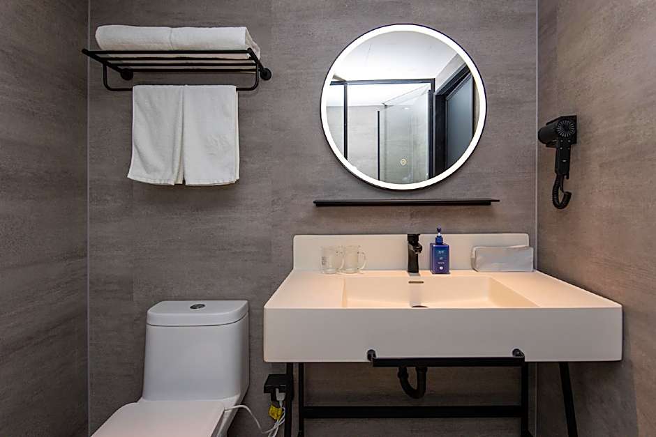 Hanting Hotel Nanjing Huangpu Road