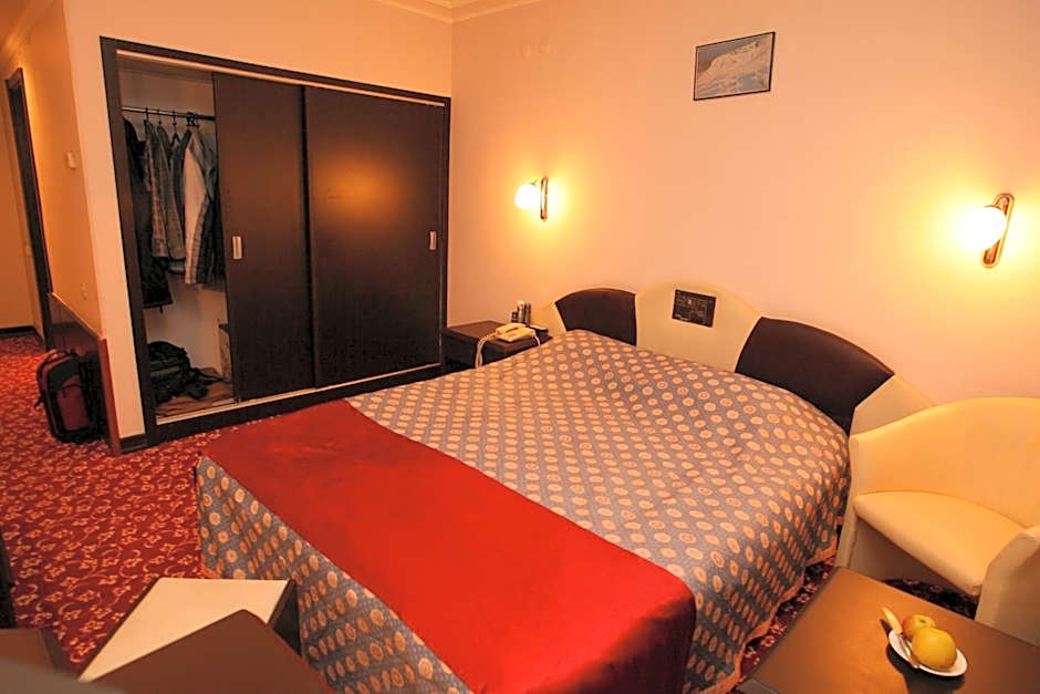 Akyuz Hotel