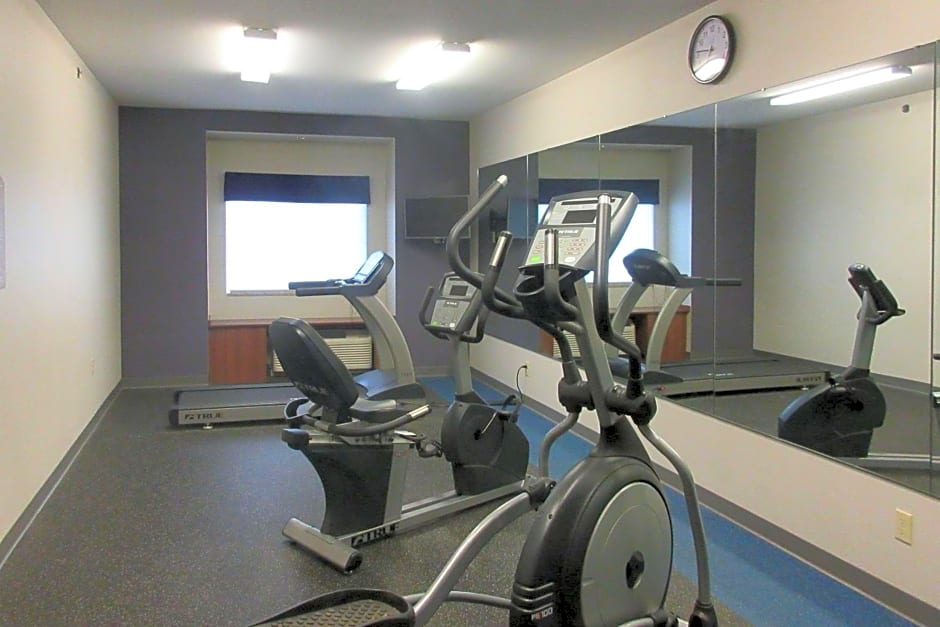 Quality Inn & Suites Caldwell I-77