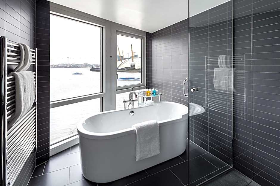 Radisson Blu Hotel, London Canary Wharf East