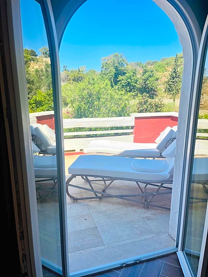 The Red Farm Relais & Spa