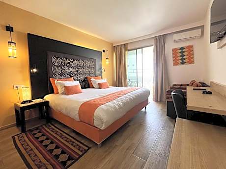 Executive Room Pool View