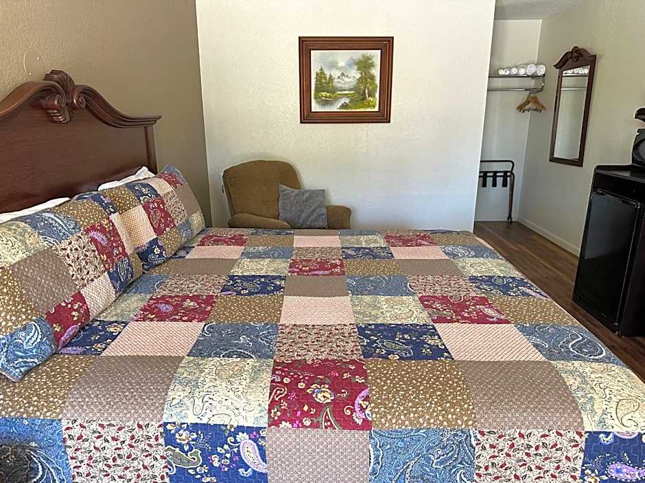 Sunset Inn and Suites