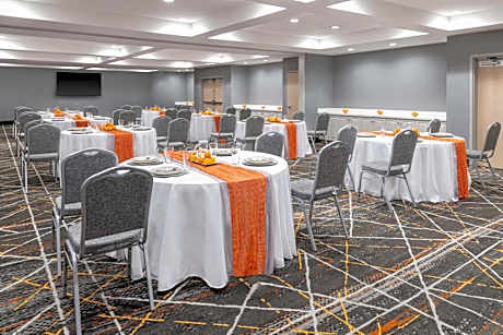 Hampton Inn By Hilton Olathe