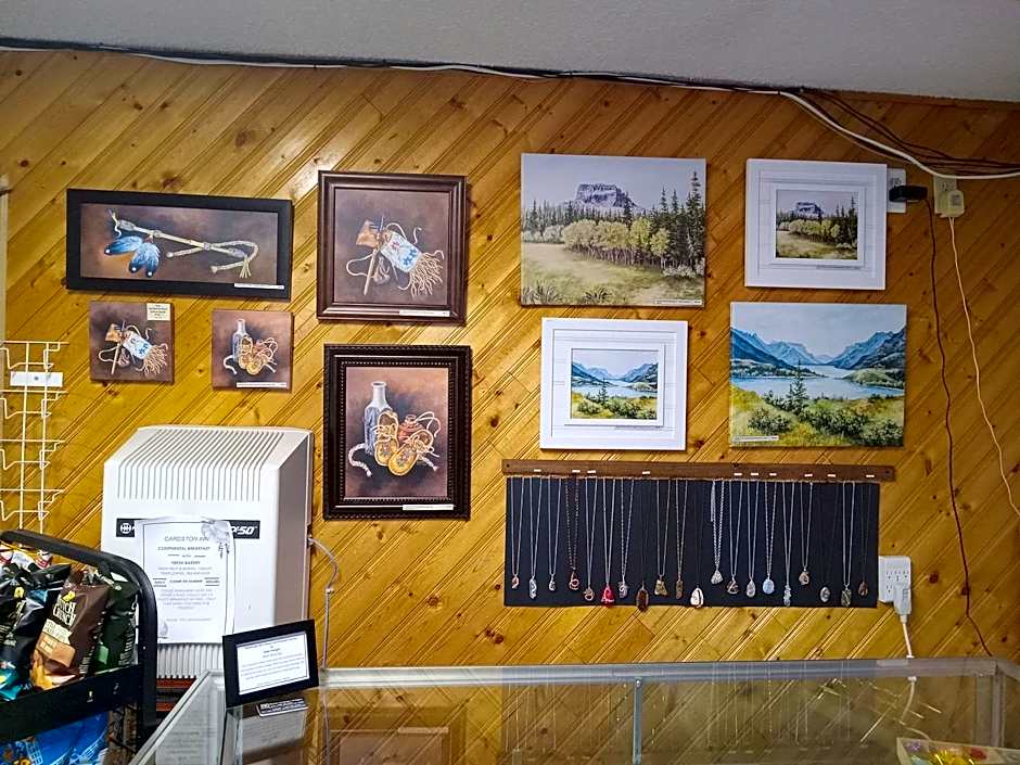Cardston Inn