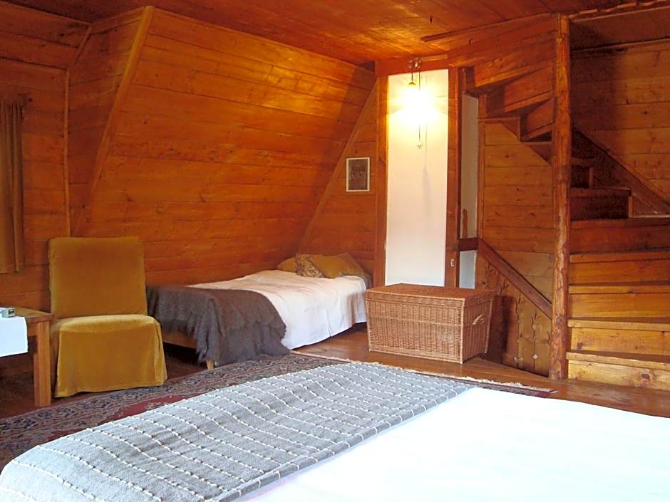 Drewniany Domek BB Nad Rzeką