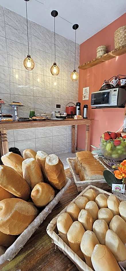 CASA DA ZEZÉ Pousada & Hotel ITABORAÍ