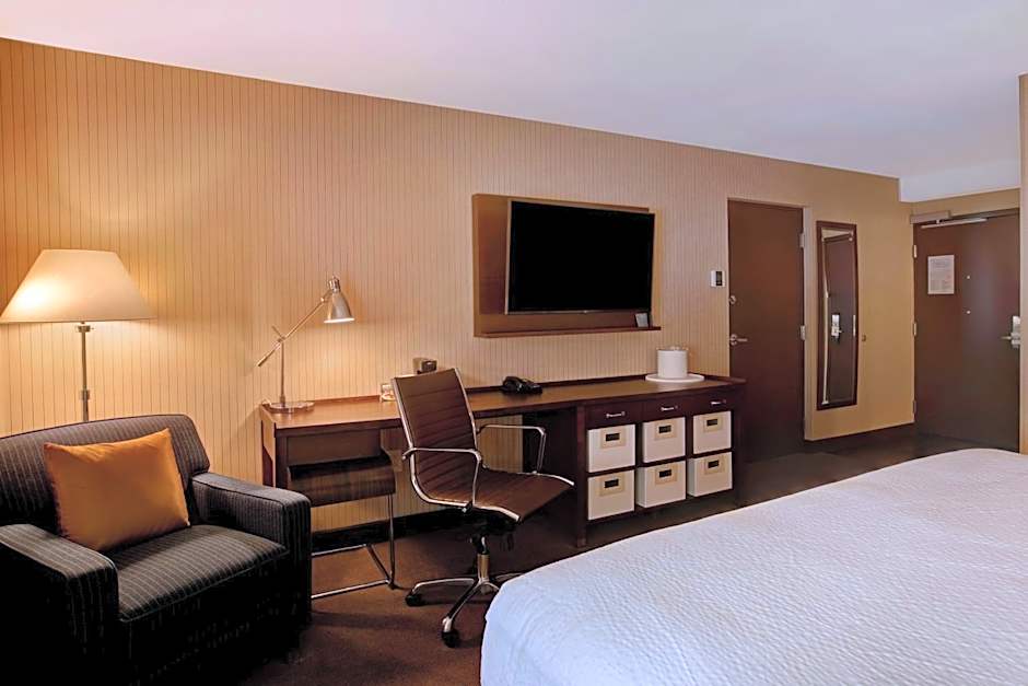 Four Points by Sheraton Peoria