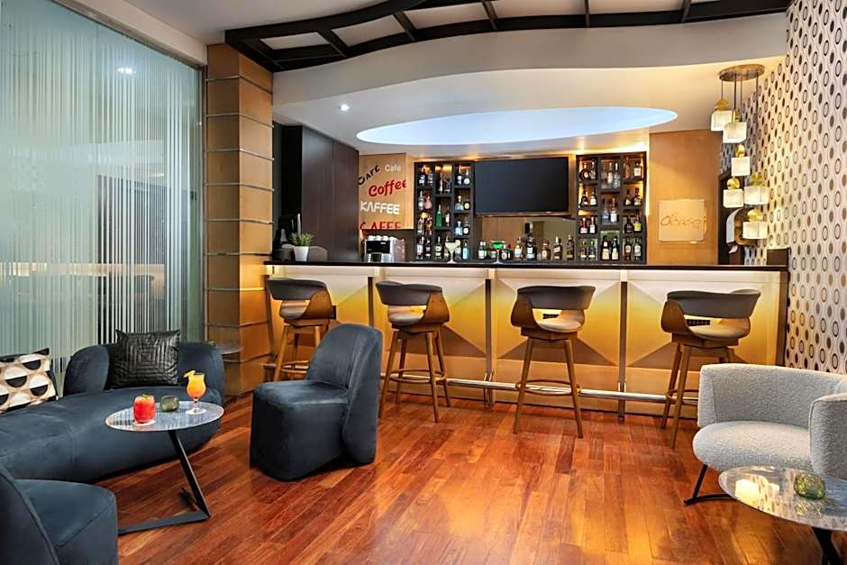 Hodelpa Garden Court