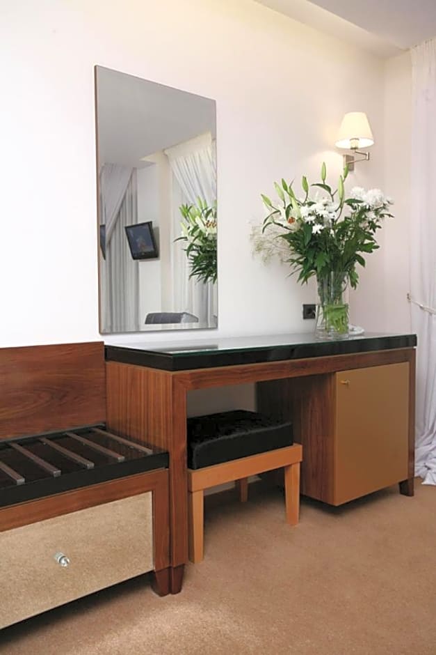 Dovitel Boutique Hotel