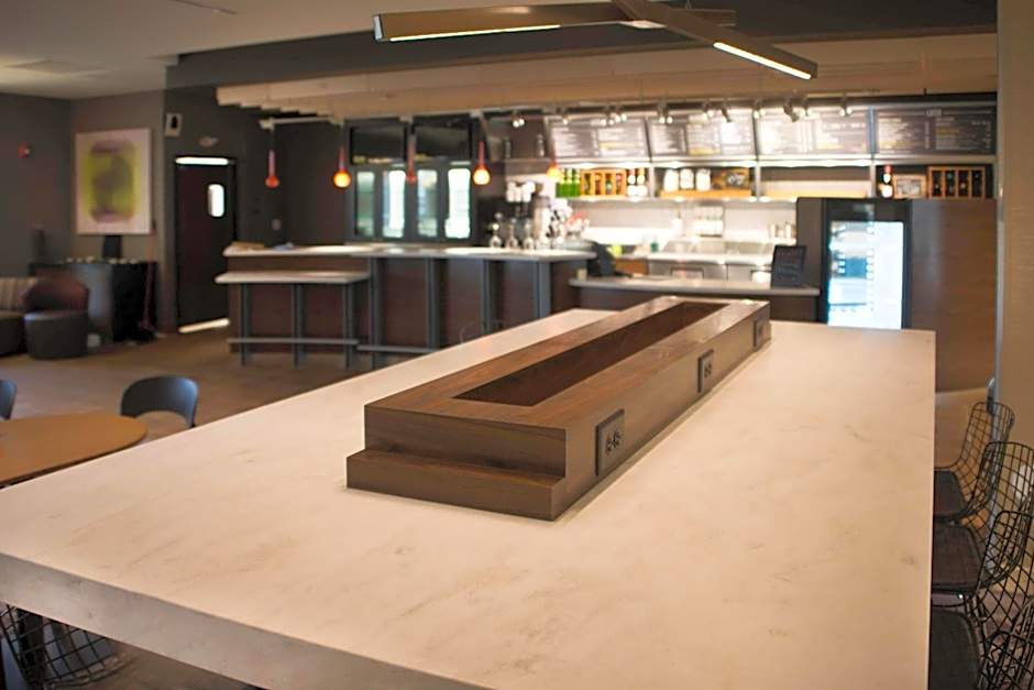 Courtyard by Marriott Largo Medical Center Drive