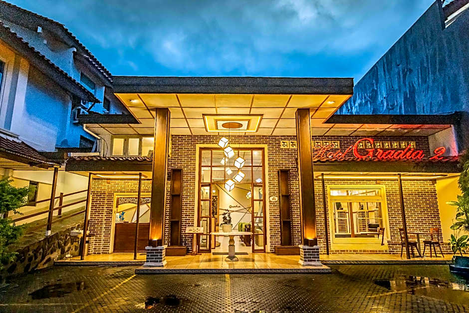 Villa & Family Hotel Gradia 2