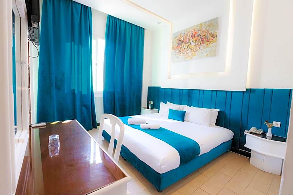 WINDSOR HOTEL CITY CENTER