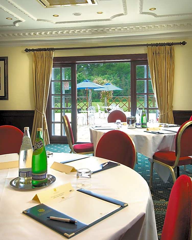 Grovefield House Hotel By Uno