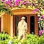 El Encanto Inn & Suites