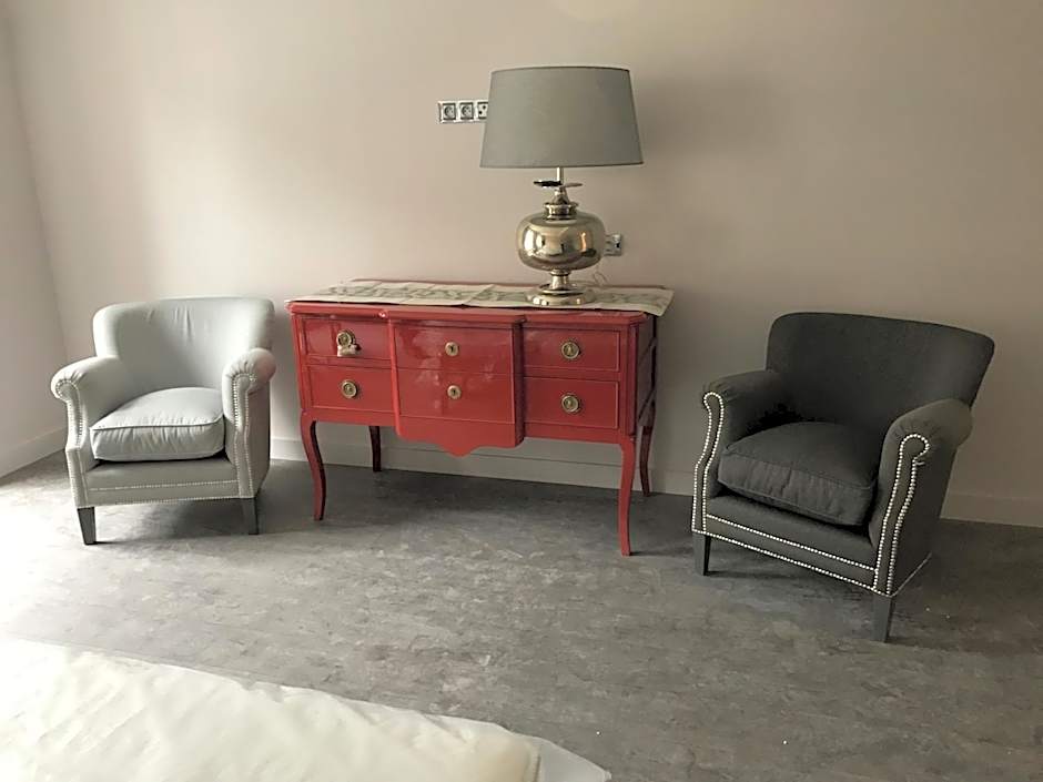 LOGIS Hotel-Restaurant Le Relais d'Aligre