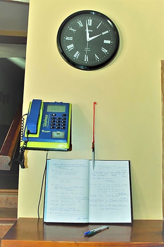 La Bodega Del Camino aka Albergue On TheLe