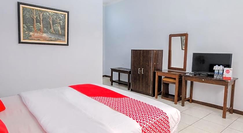 Hotel O Arjosari Near Plaza Araya Formerly Hotel Nugraha