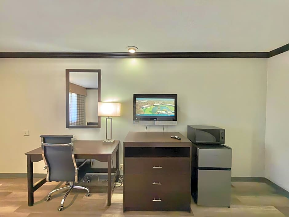 Discovery Inn