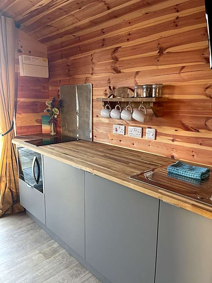 Lakeside Fishing Retreats