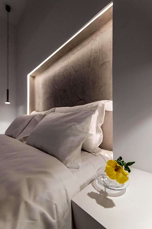 Sunset Paraportiani Rooms