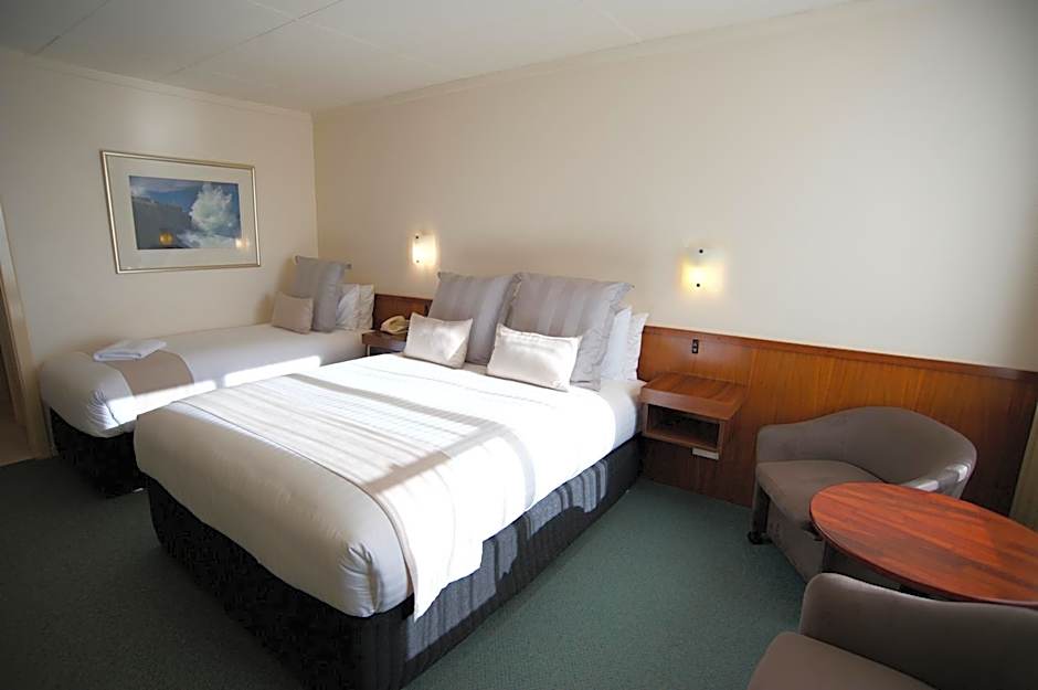 Best Western The Clarence on Melville