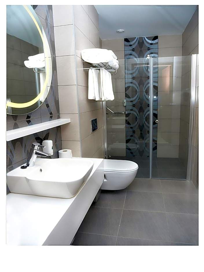 Grand Hotel Downtown