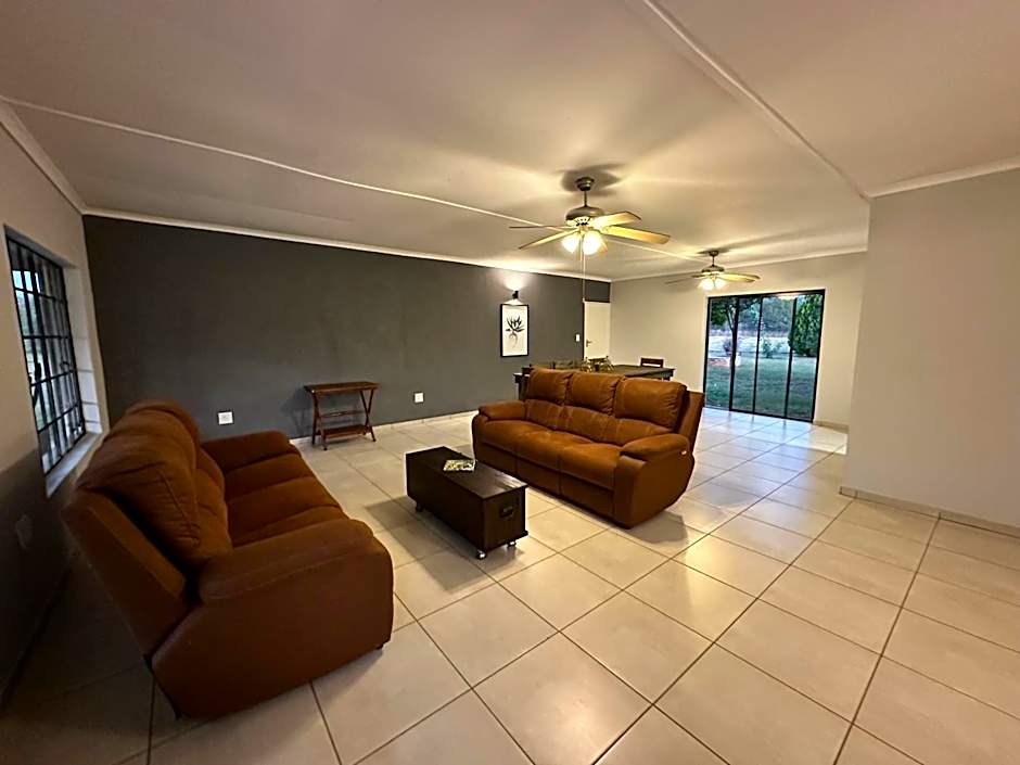 ValView Guest Lodge