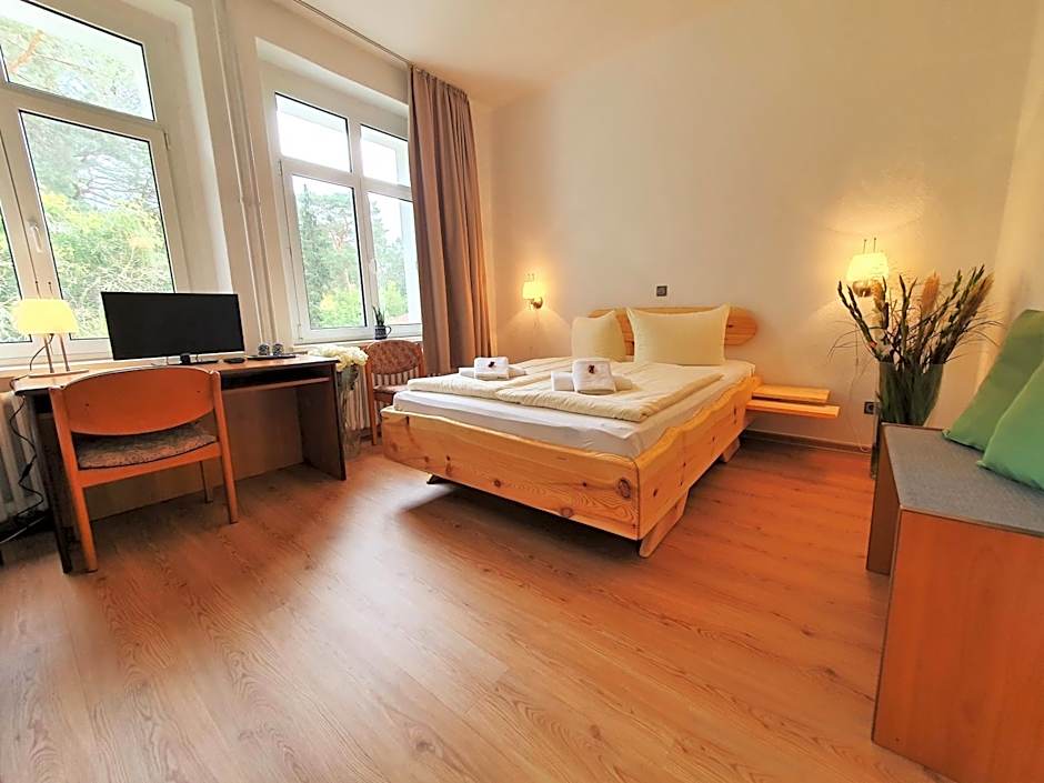 Waldhotel am See Berlin-Schmöckwitz