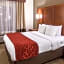 Comfort Suites Newark - Harrison