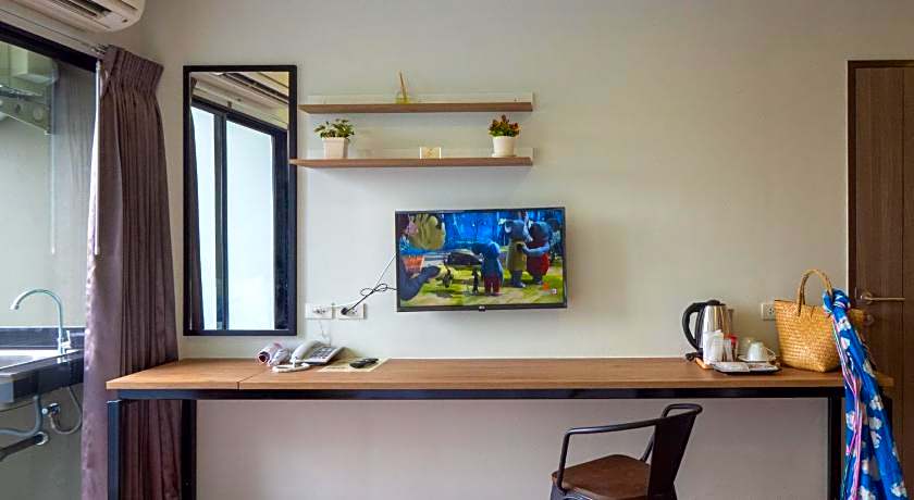 Casa Luxe Hotel and Resident