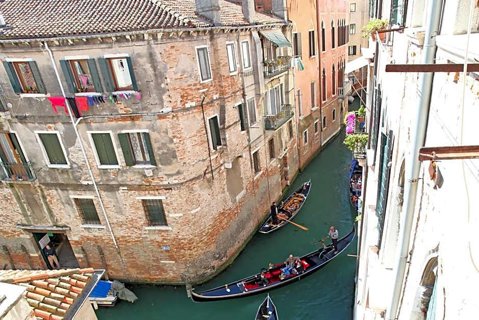 Canale - WR Apartments