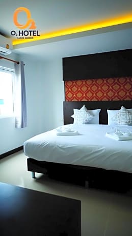 O2 Hotel สกลนคร (โรงแรม โอทู สกลนคร)
