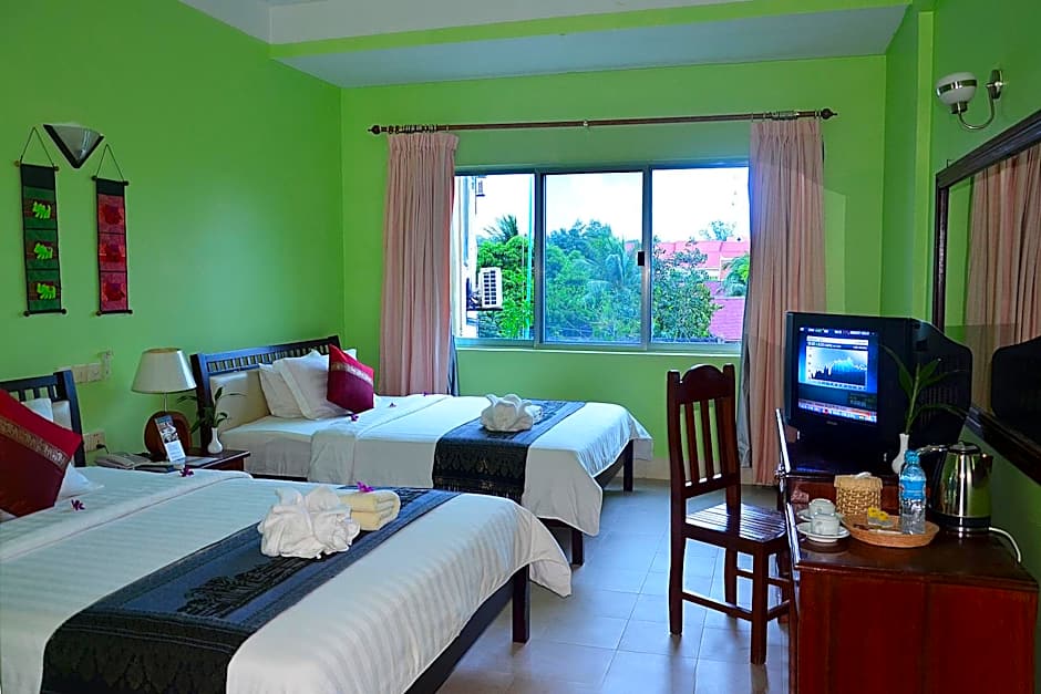 Photo 1 of 7 of Deluxe 2 Beds