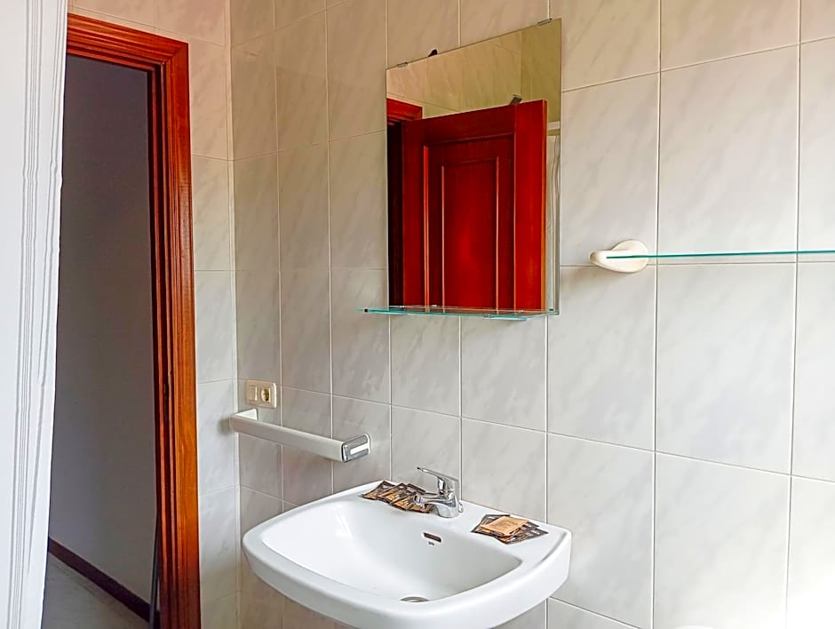 Apartamentos Revo Salinas 3000