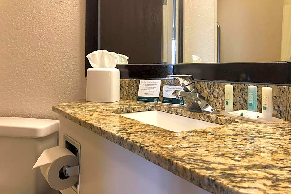 Quality Inn & Suites Denver International Airport