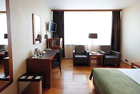 External view Single