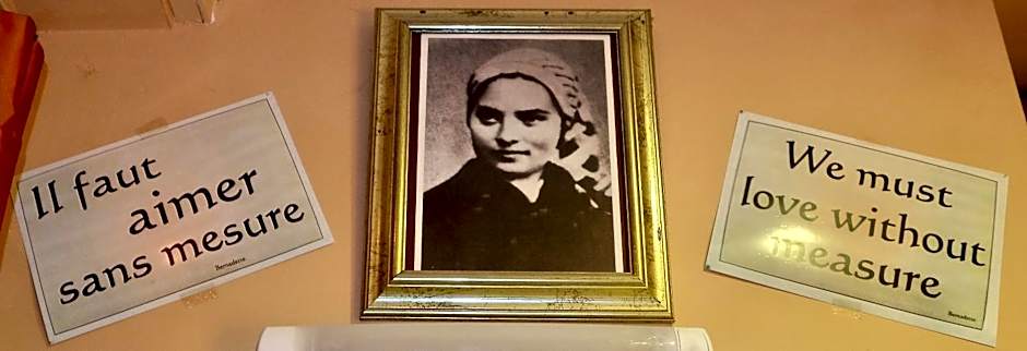 Chambres Au Berceau de Bernadette