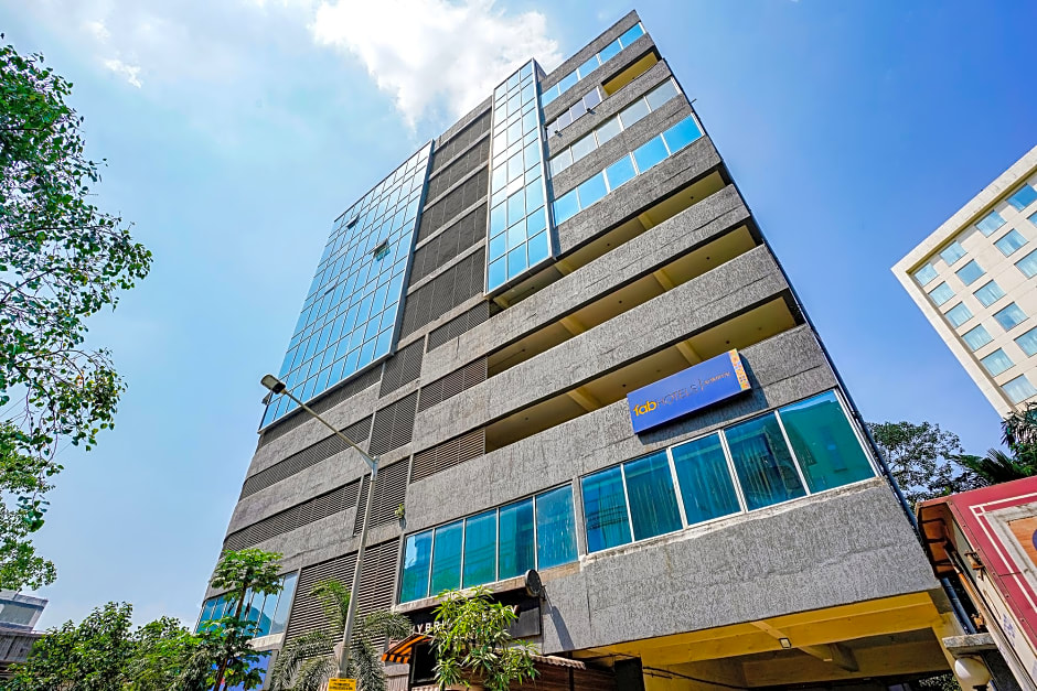 FabHotel Azure - Nr. Mumbai International Airport