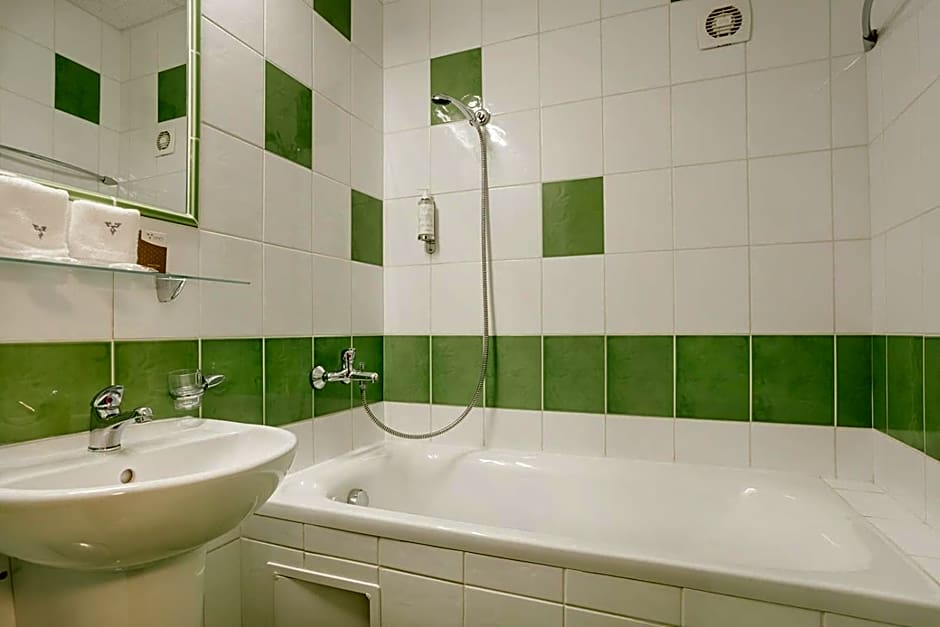 Atrium Hotel - Family friendly