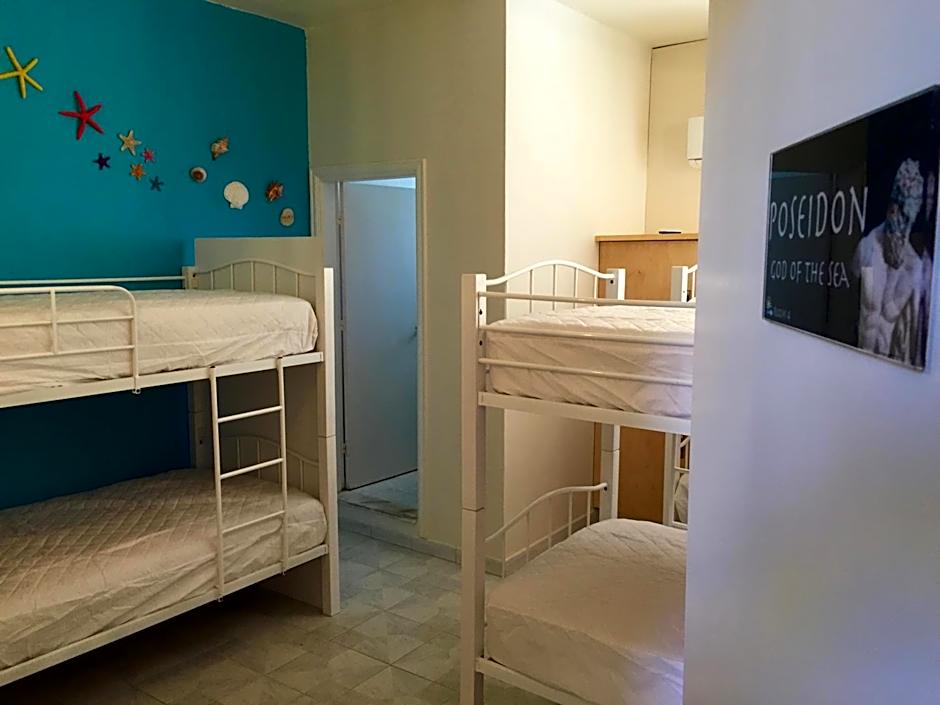 Rhodes Backpackers Boutique Hostel and Apartments