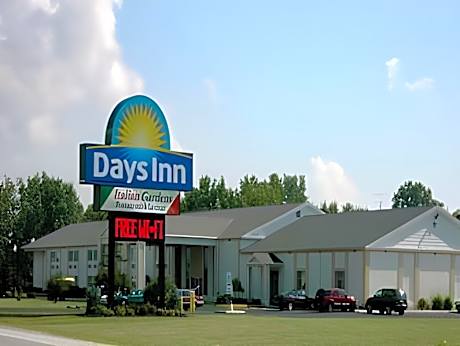 Motel 6 Fremont, OH