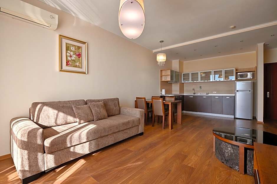 Apart Hotel Golden Line