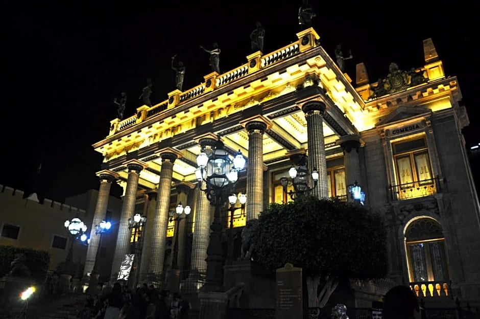 Hotel Casa Virreyes