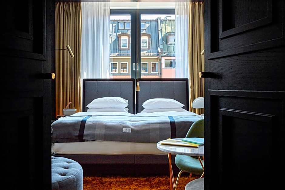 Roomers Munich, Autograph Collection by Marriott