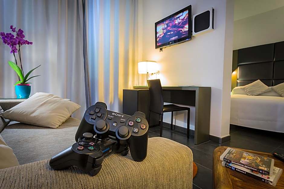 Palladium Hotel Cala Llonga - Adults Only