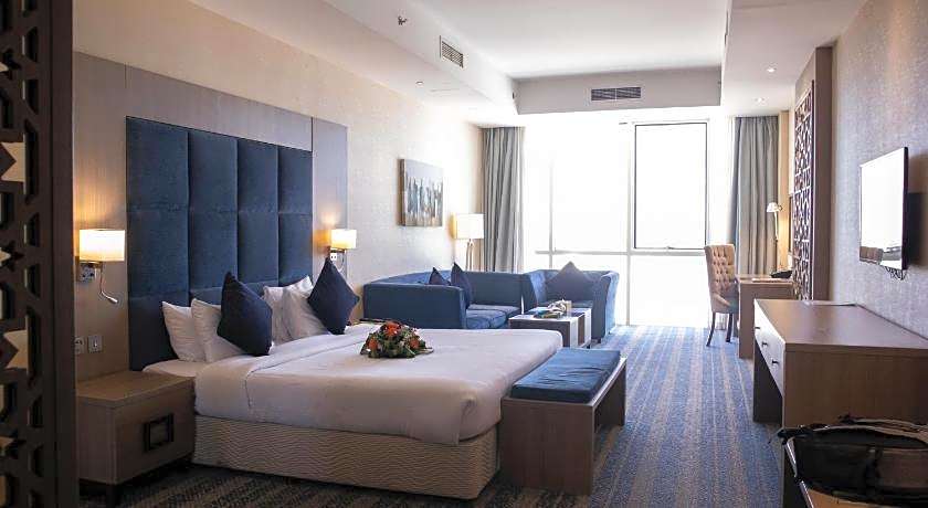 THE CASTLE PREMIUM HOTEL