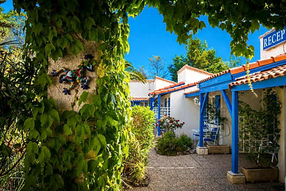 Hotel Des 4 Vents "Esprit Camargue" Parking Privé Gratuit