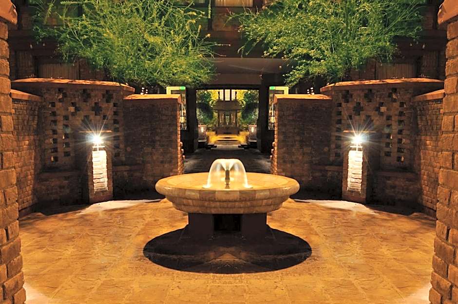 Faisalabad Serena Hotel